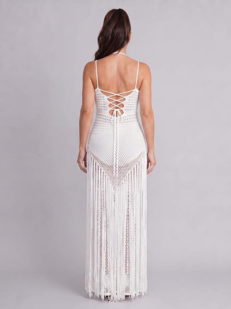 Zephyra | Maxikleid mit Neckholder, Häkeloptik und Fransen