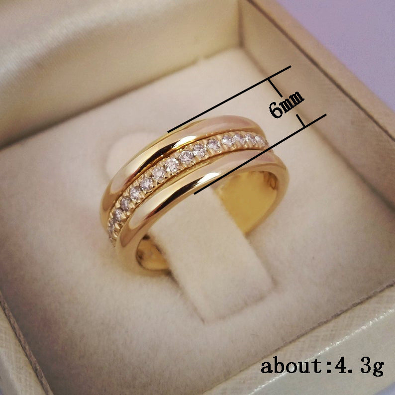 Minimalistischer Goldfarbener Messingbeschichteter Stapelring – Eleganter Schmuck