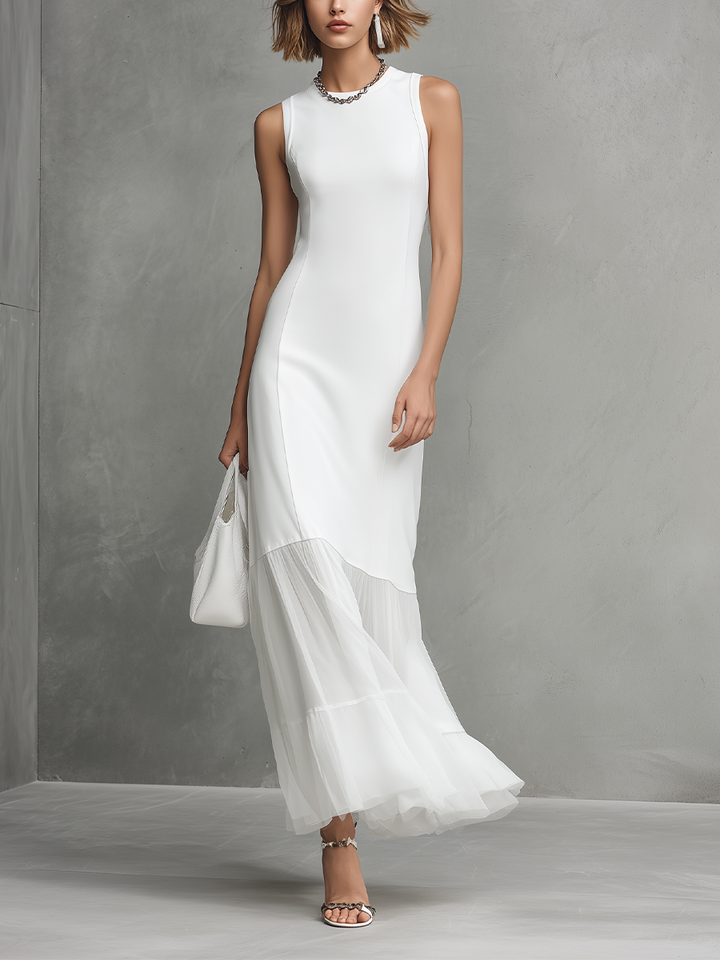 Elegantes weißes Midikleid mit Chiffon-Volantsaum