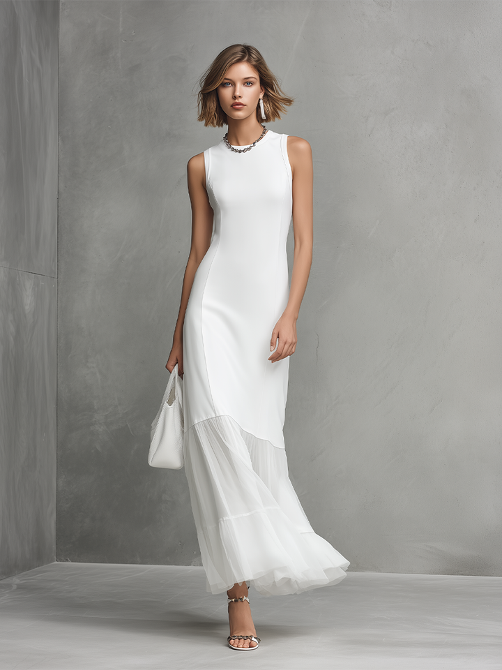 Elegantes weißes Midikleid mit Chiffon-Volantsaum