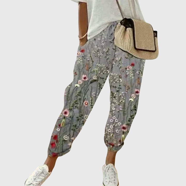 Paula | Baumwollhose Damen leger und elegant geschnitten