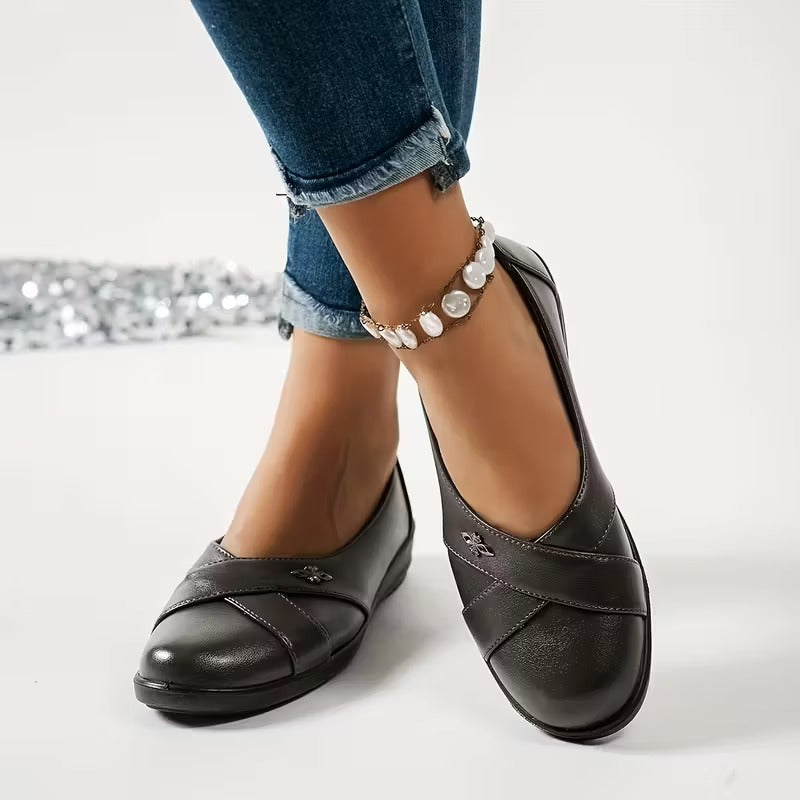 Damen Schwarze Geschlossene Leder Ballerinas – Bequeme Slip-On Schuhe