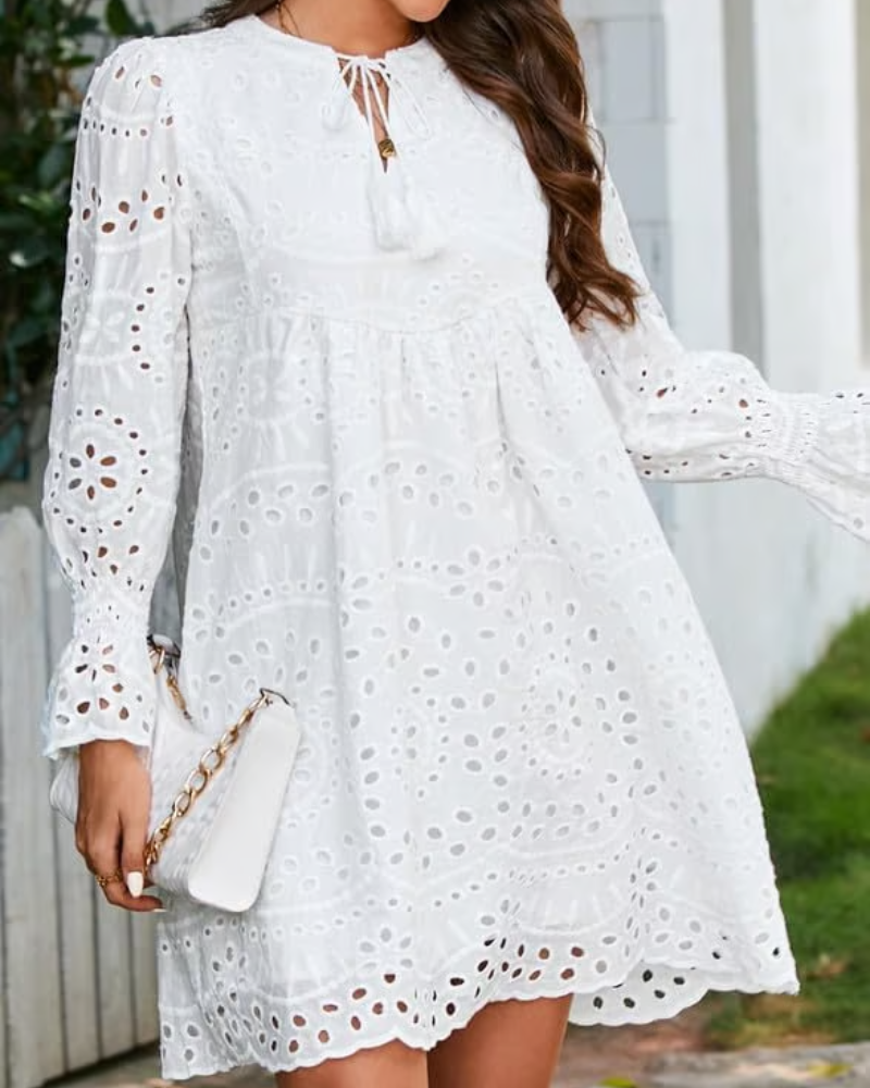 Damen Kleid Mit Spitze Und Schwung