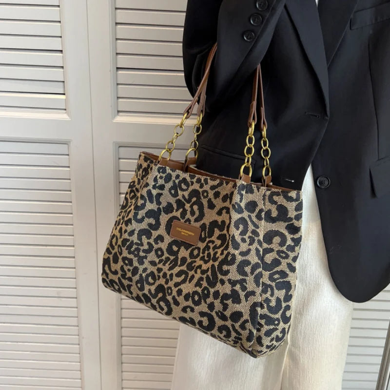 Damenhandtasche mit Animalprint