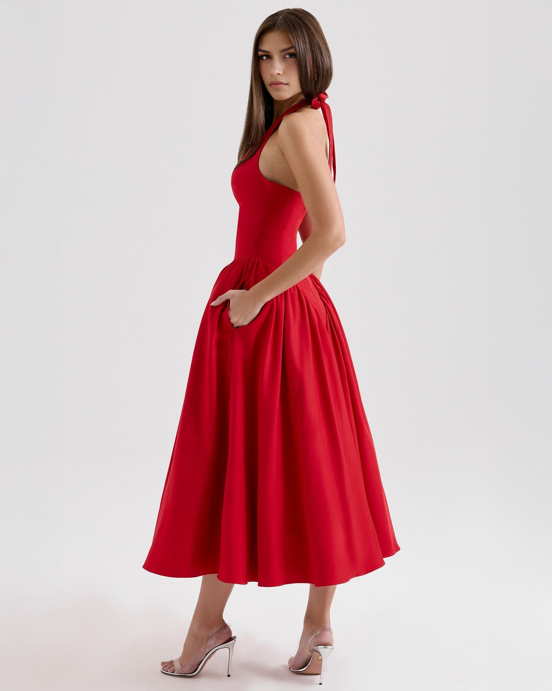 Ärmelloses, elegantes, figurbetontes Tüllkleid im Korsett-Stil mit V-Ausschnitt