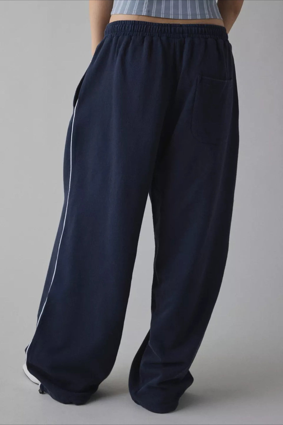 Damen Lange Bestickte Locker Geschnittene Strickhose – Müheloser Chic