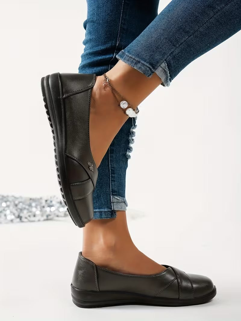 Damen Schwarze Geschlossene Leder Ballerinas – Bequeme Slip-On Schuhe