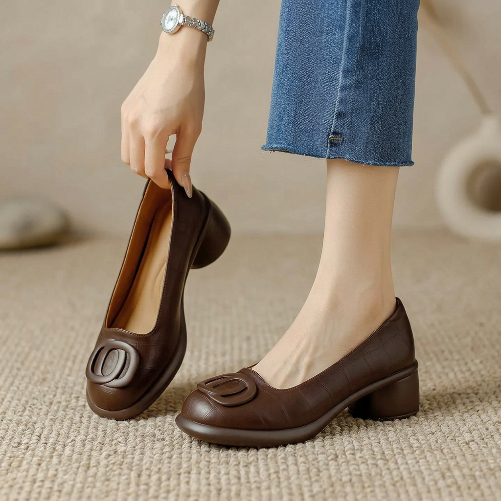 Damen Braune Geschlossene Lederschuhe Mit Blockabsätzen – Stilvolles Bequemes Schuhwerk