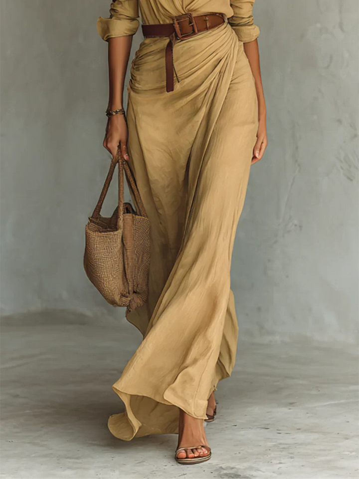 Elegantes Damen-Maxikleid mit Reverskragen, langärmeliger Passform und Taillengürtel