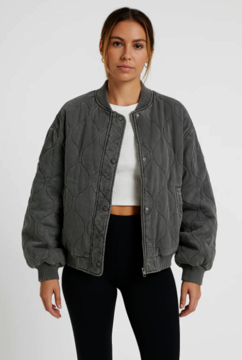 Damen-Bomber-Übergangsjacke in Übergröße – Stilvoll und Bequem für Jede Gelegenheit 0
