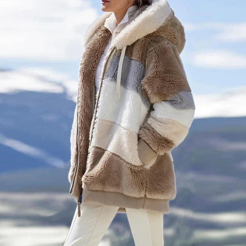 Damen Fleece Jacke mit Kapuze – Funktionalität und Stil für die kalte Saison 5