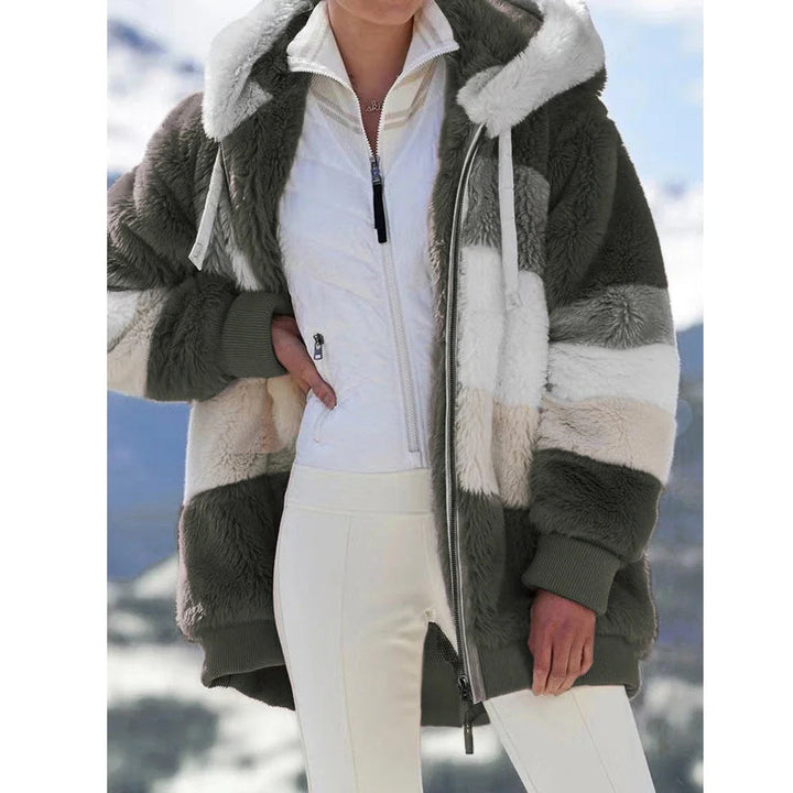 Damen Fleece Jacke mit Kapuze – Funktionalität und Stil für die kalte Saison 6