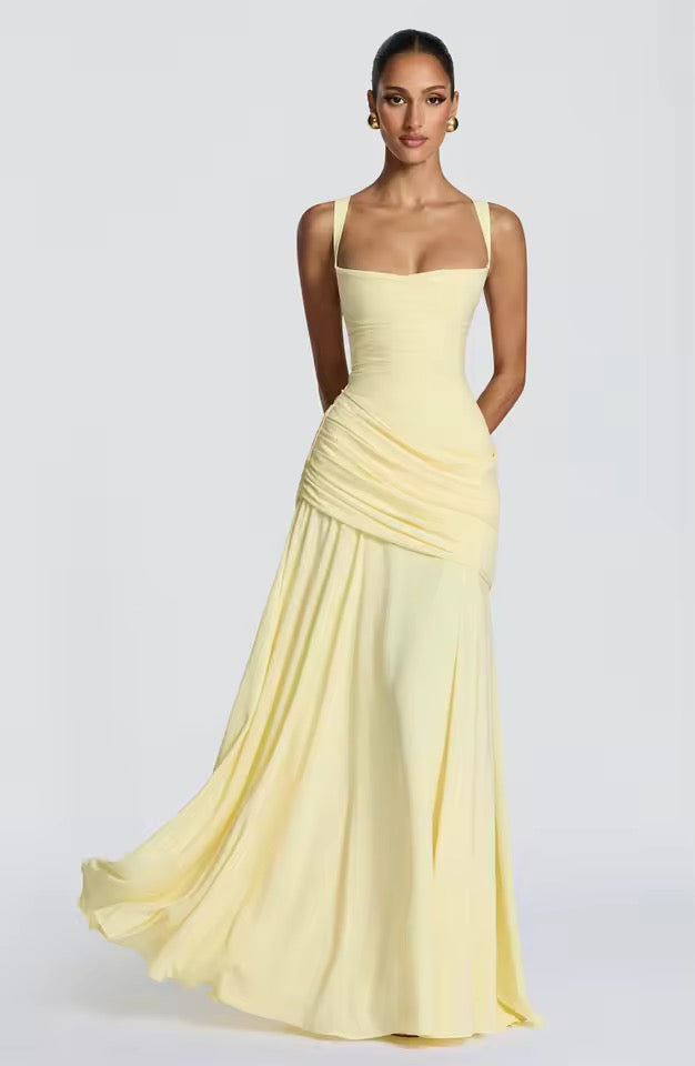 Damen Maxikleid mit Herzausschnitt: Eleganz für besondere Anlässe 0