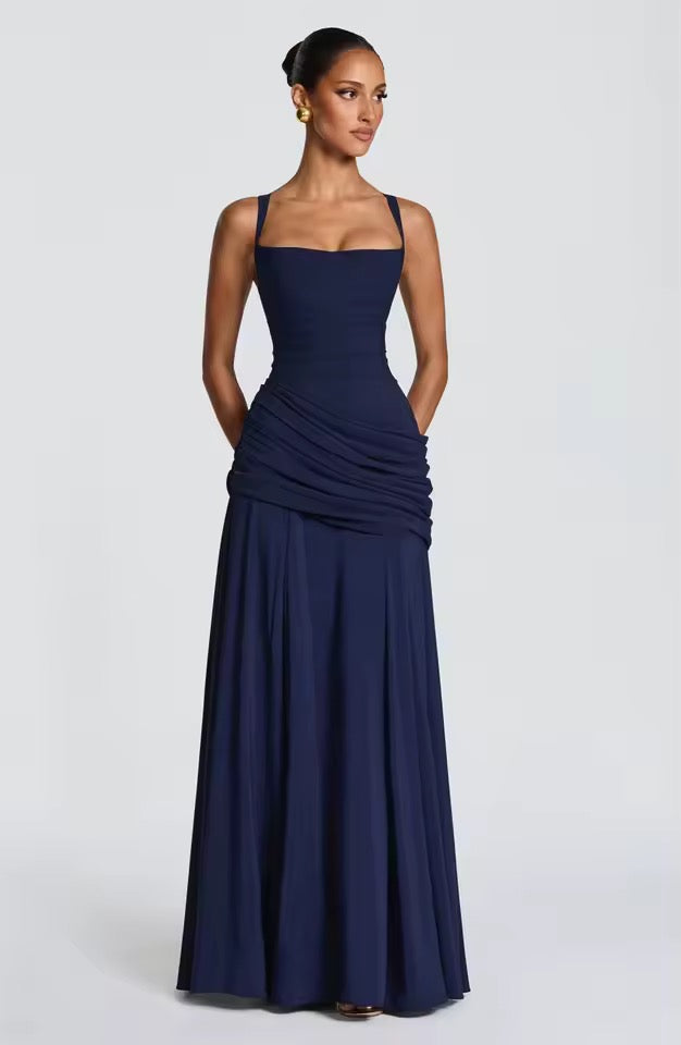 Damen Maxikleid mit Herzausschnitt: Eleganz für besondere Anlässe 8