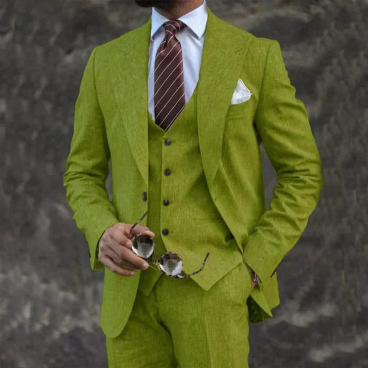 Luxuriöser Herrenanzug, 3-teilig – Blazer, Weste und Hose. Eleganter, formeller und maßgeschneiderter Stil