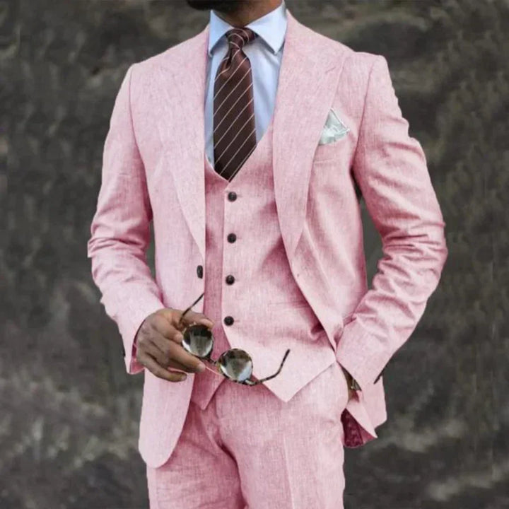 Luxuriöser Herrenanzug, 3-teilig – Blazer, Weste und Hose. Eleganter, formeller und maßgeschneiderter Stil