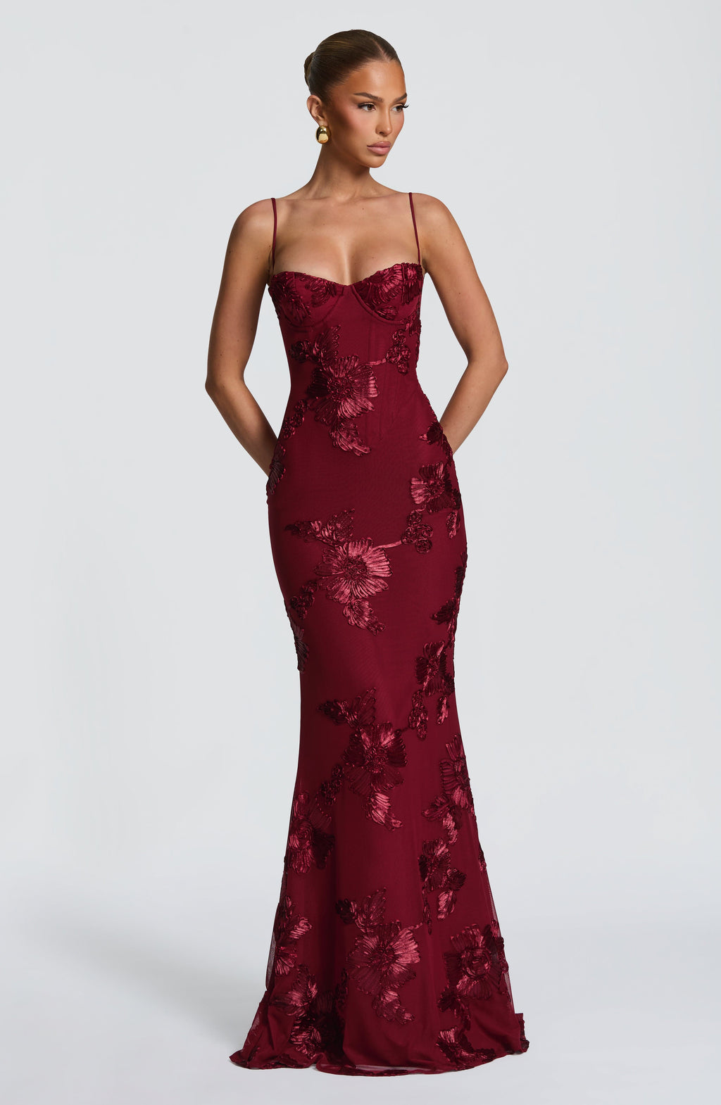 Elegantes Damen Maxikleid: Verführerischer Look für Festlichkeiten 0