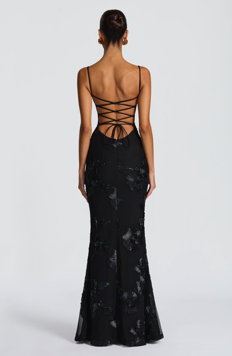 Elegantes Damen Maxikleid: Verführerischer Look für Festlichkeiten 6