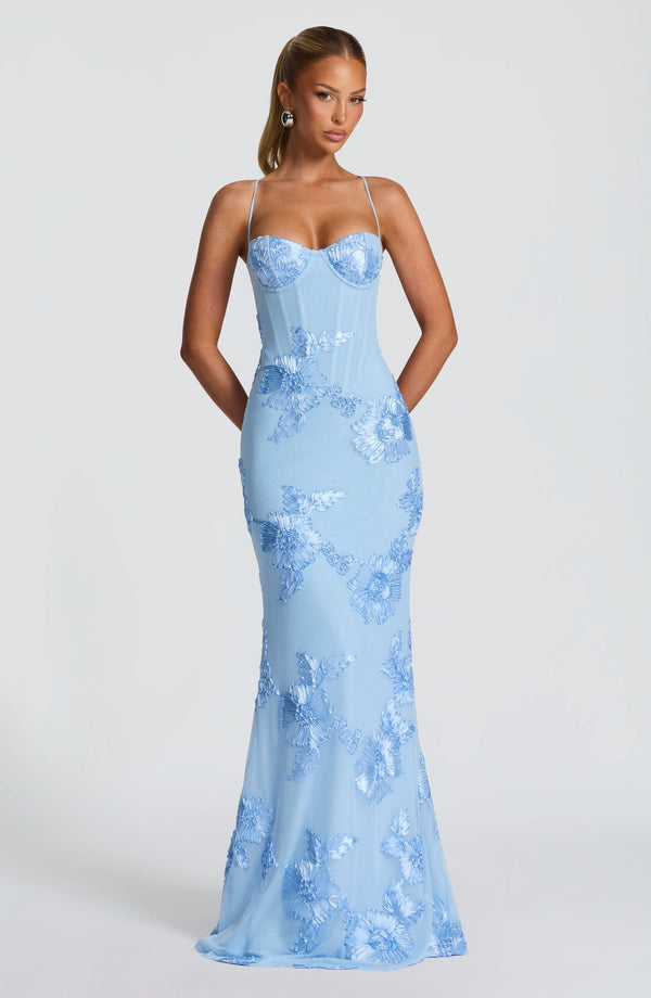 Elegantes Damen Maxikleid: Verführerischer Look für Festlichkeiten 9