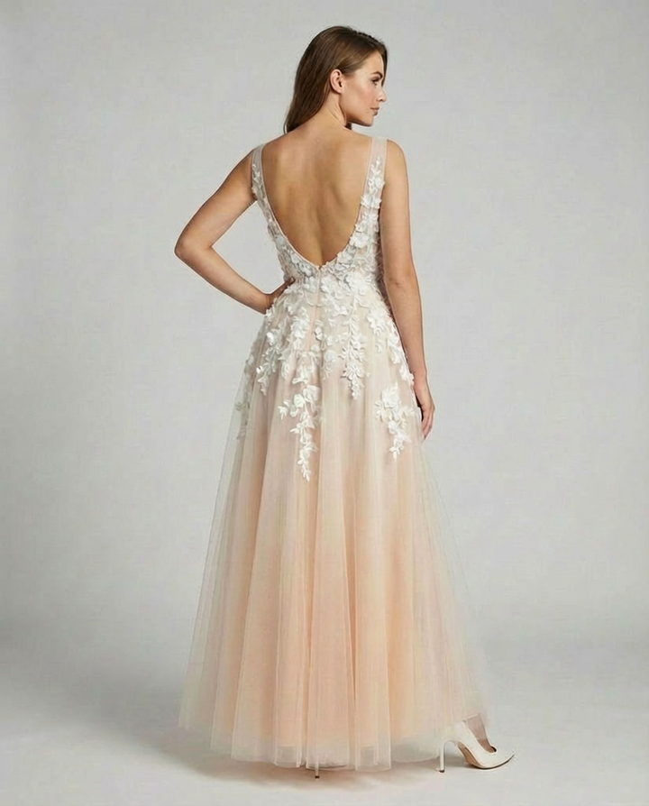 Damen Elegantes V-Ausschnitt Blumen Besticktes Hochzeitskleid – Luxus Brautkleid