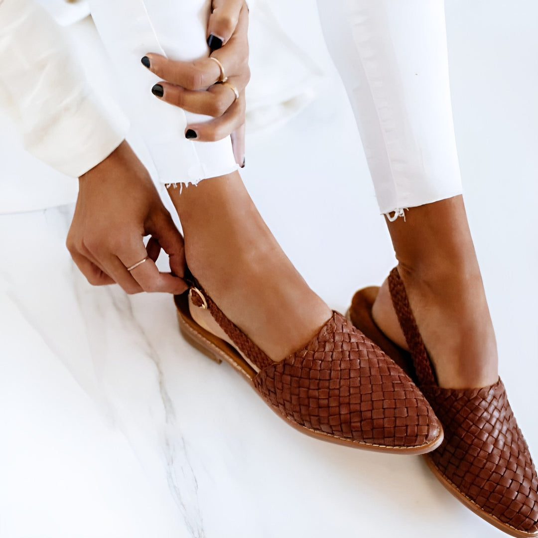 Heidi-Mode | Elegante Orthopädische Geflochtene Flache Sandalen 0
