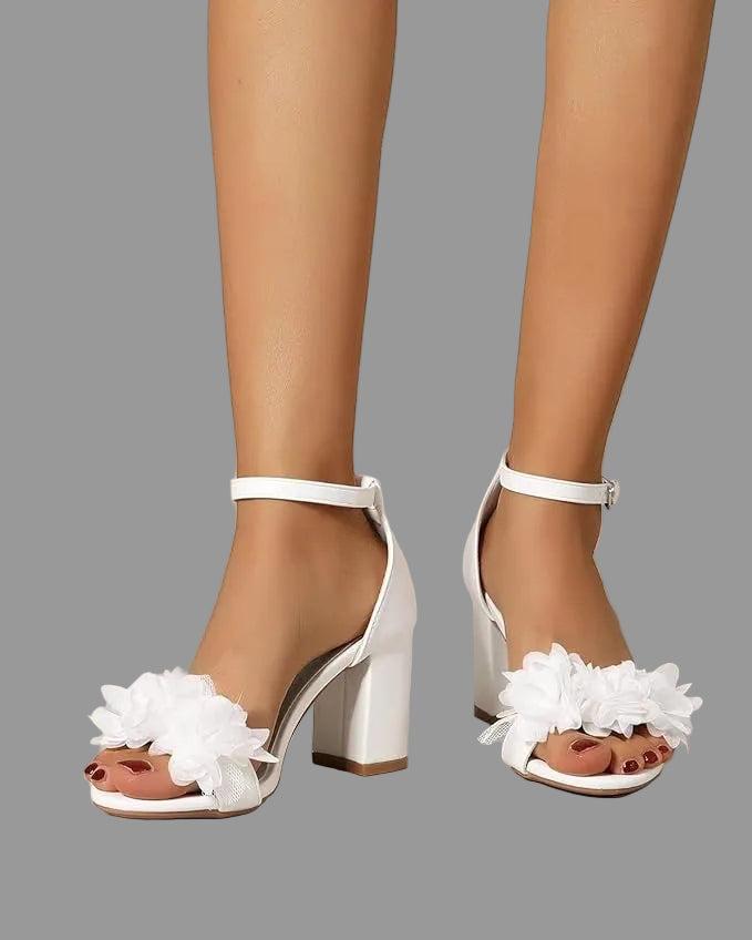 Heidi-Mode | High Heels Sandalen mit Blumenverzierungen Damen | mit zarten Stoffblumen geschmückte Sandalen für Damen 0