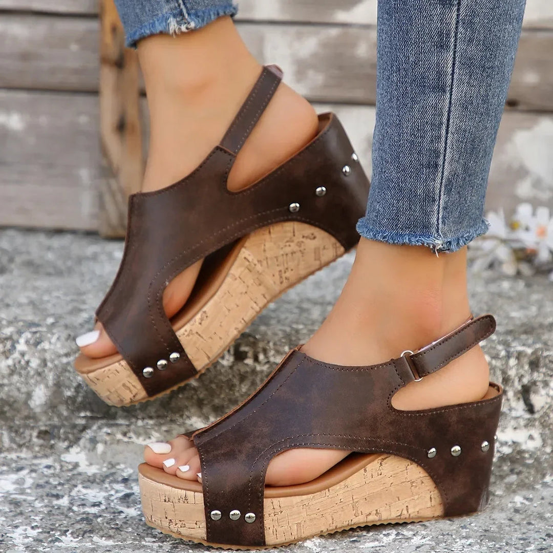 Heidi-Mode | Orthopädische Keil-Sandalen mit offener Spitze 6