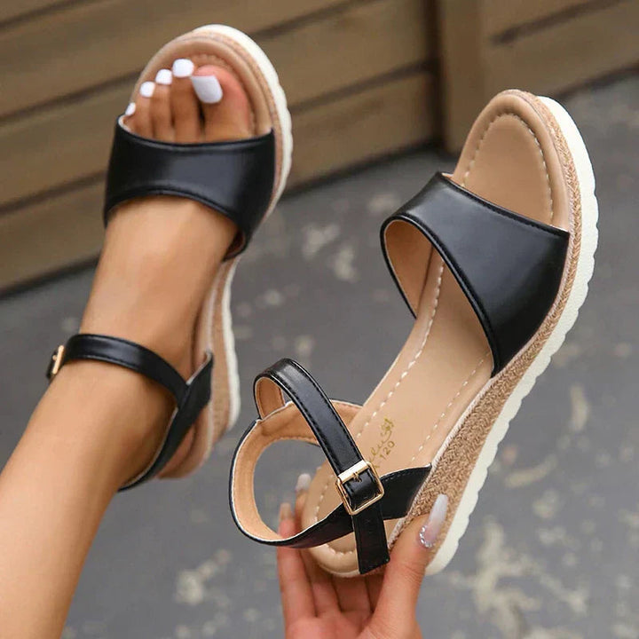 Heidi-Mode | Orthopädische Sandalen für Sommer 0