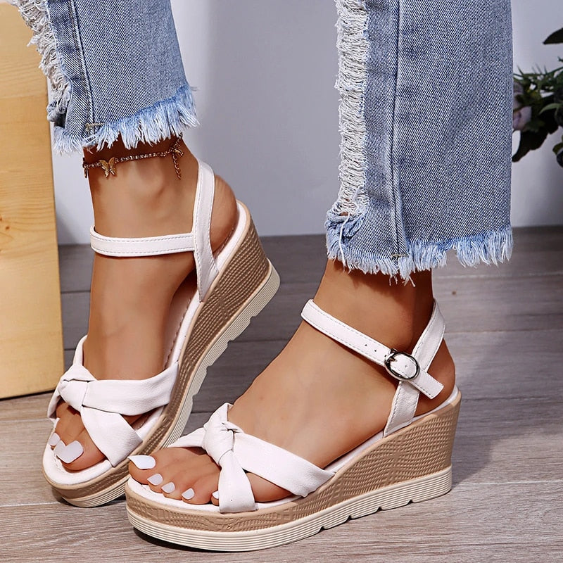 Heidi - Orthopädische Modesandalen 0