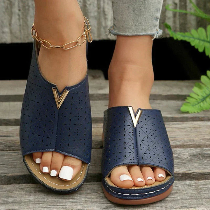 Heidi - Orthopädische flache Riemchensandalen 0