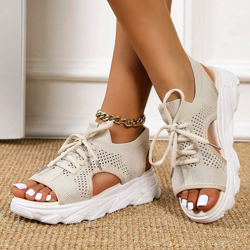 Heidi Atmungsaktive Plateausandalen 0