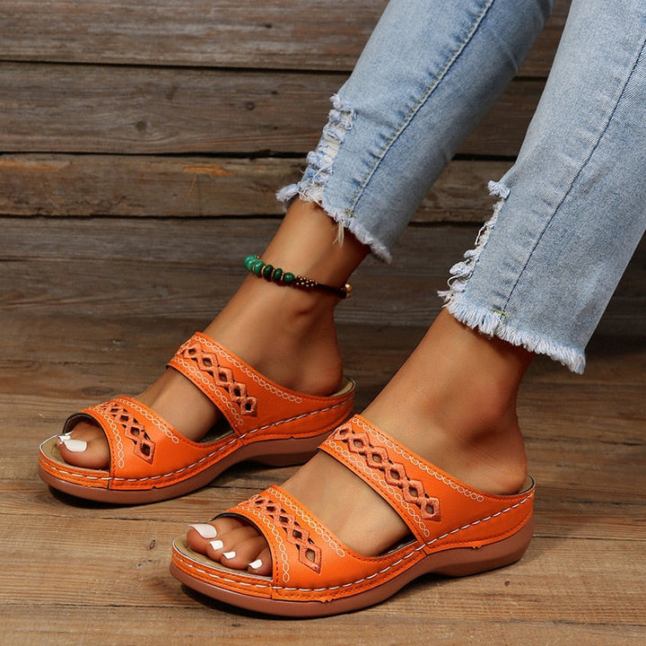 Heidi | Gepolsterte orthopädische Sandalen 5