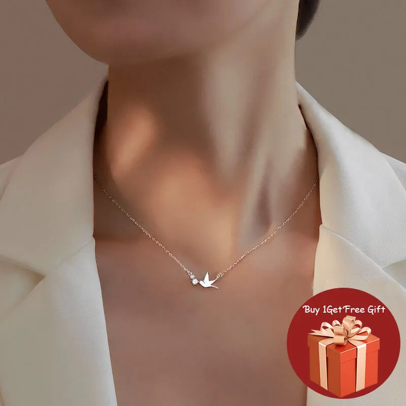 Silberne Tauben-Halskette für Damen – Elegantes Schmuckstück mit Friedensvogel-Anhänger
