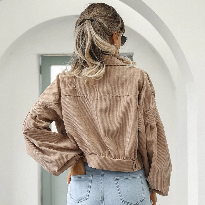 Kurze Cord Jacke für Damen – Lässiger Retro-Look für jeden Anlass 5