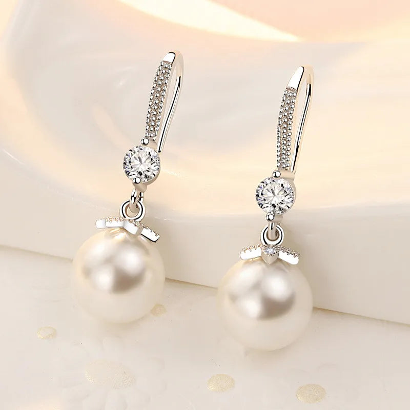 Damen-Ohrhänger mit Zirkonia und Perlen – Elegante, runde Statement-Ohrringe aus Silber