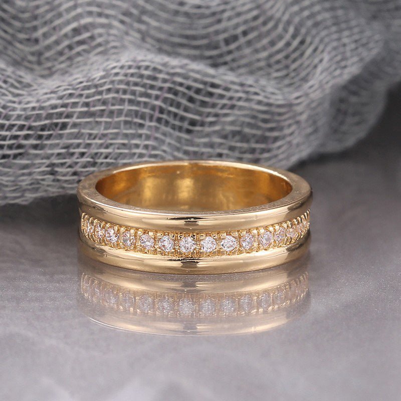 Minimalistischer Goldfarbener Messingbeschichteter Stapelring – Eleganter Schmuck