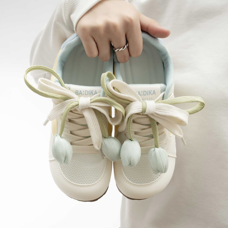 Damen Trendige Hello Kitty Rutschfeste Sneaker Mit Einzigartiger Blüten Schnürung