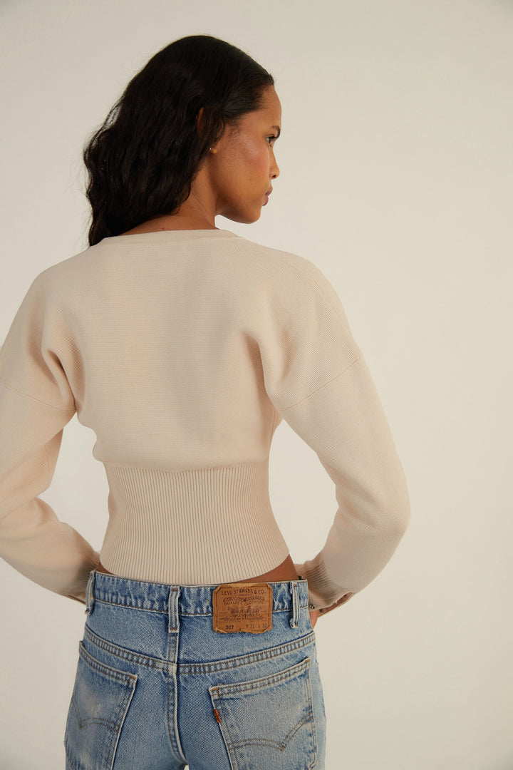 Gerippter, kurzer Damen-Cardigan mit Knöpfen – Figurbetontes Langarm-Strickoberteil