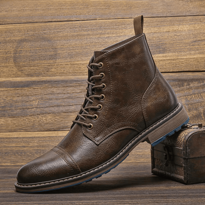 Schnürstiefel für Herren aus Leder