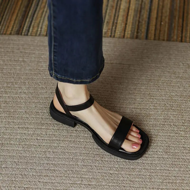 Damen Flache Ledersandalen In Braun