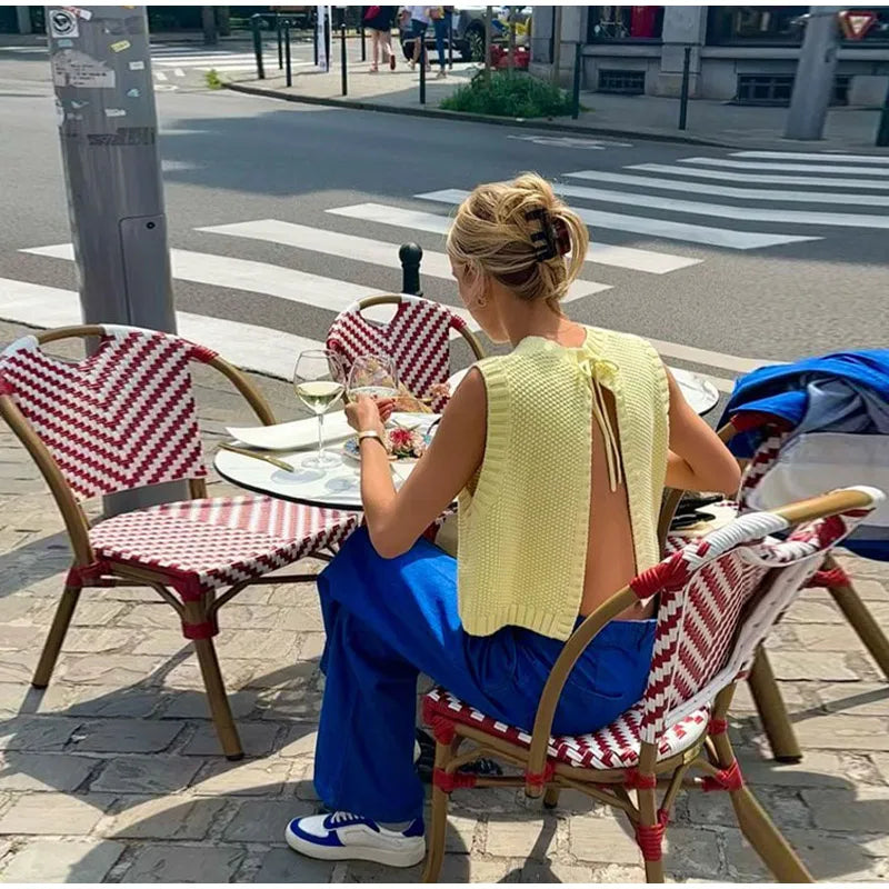 Gelbes, rückenfreies Stricktop für Damen mit Rundhalsausschnitt – Sommerbluse mit offenem Rücken