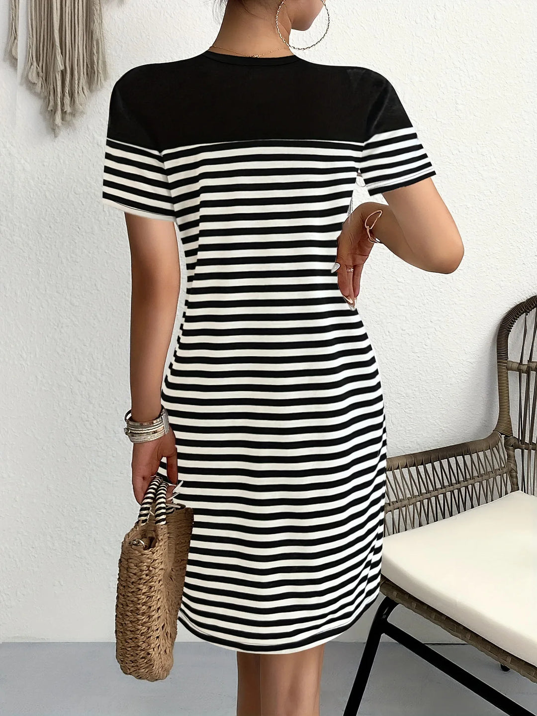 Damen Gestreiftes Kurzarm Kleid