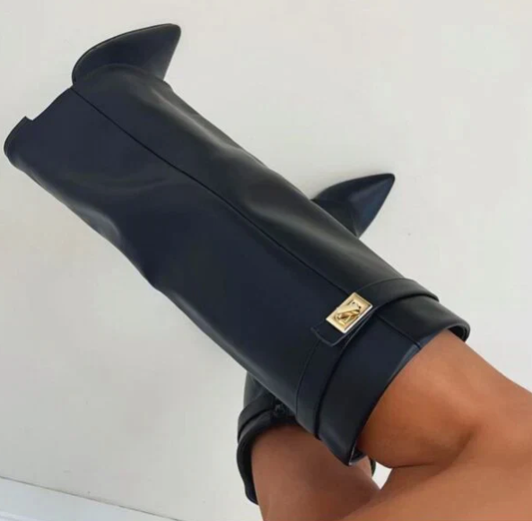 Zohra | Hohe Stiefel mit Lasche