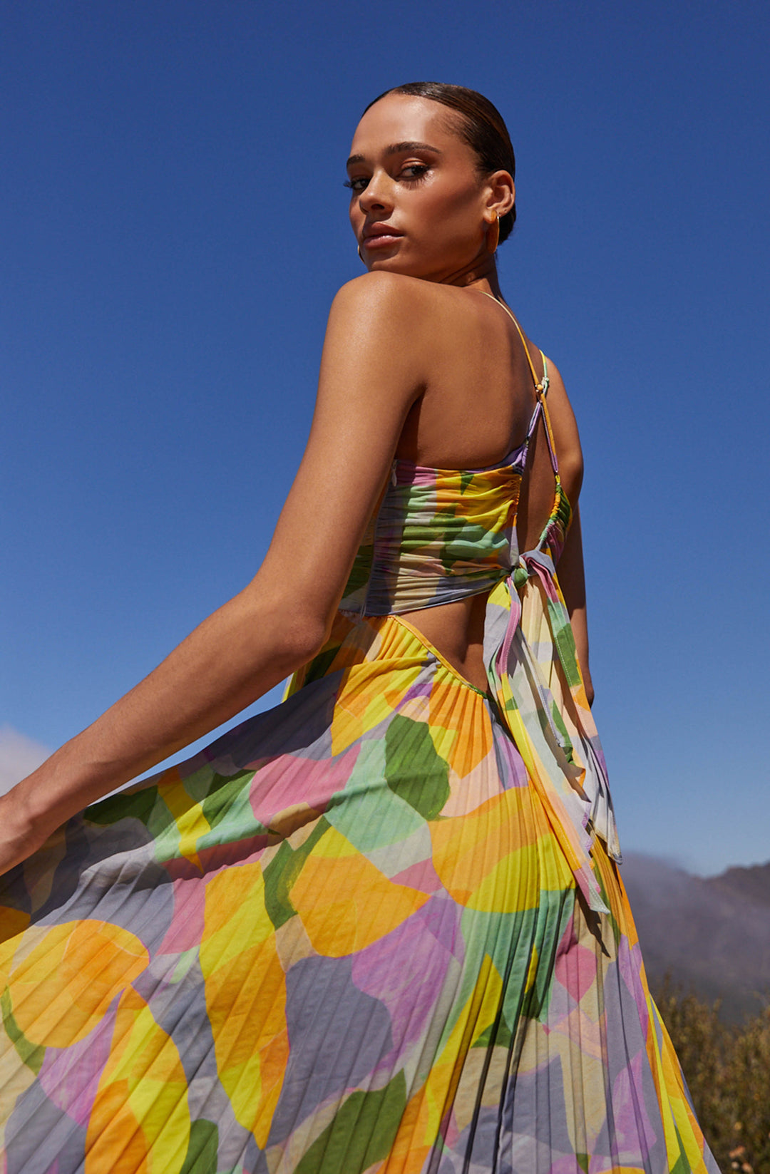 Damen Rückenfreies Faltenkleid Mit Blumenmuster