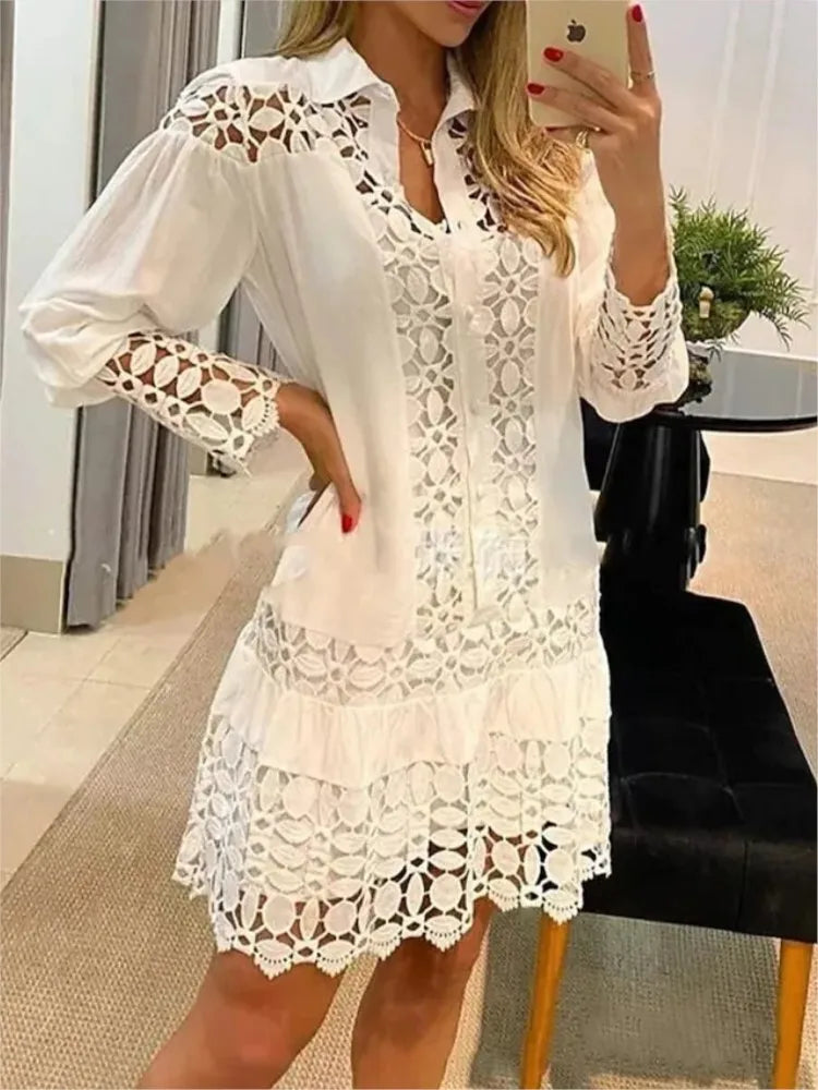 Minikleid mit Knopfleiste und langen Ärmeln für Damen – Sommeroutfit aus Spitze