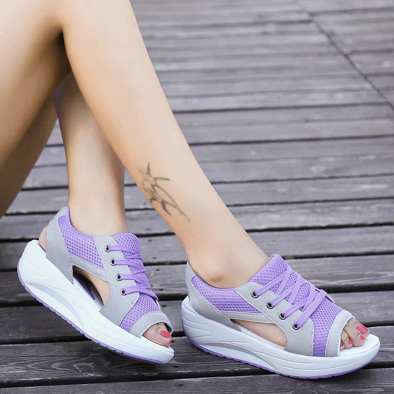 W&W - Orthopädische Muffin-Sandalen mit Ausschnitt und Schnürung