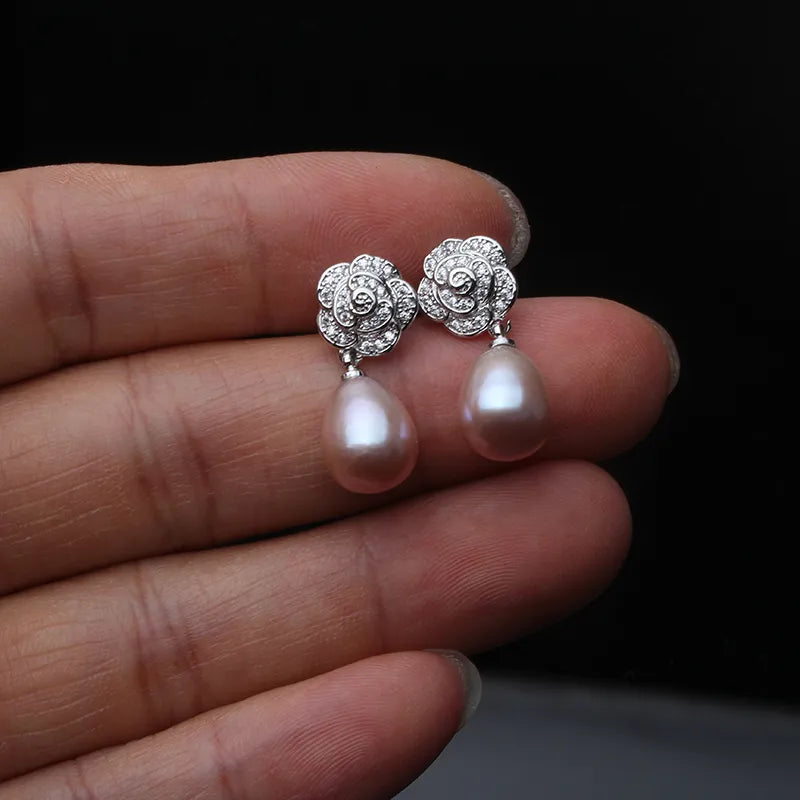 Vintage-Ohrringe mit silberner Blume und Perlen für Damen – Romantischer, eleganter Schmuck
