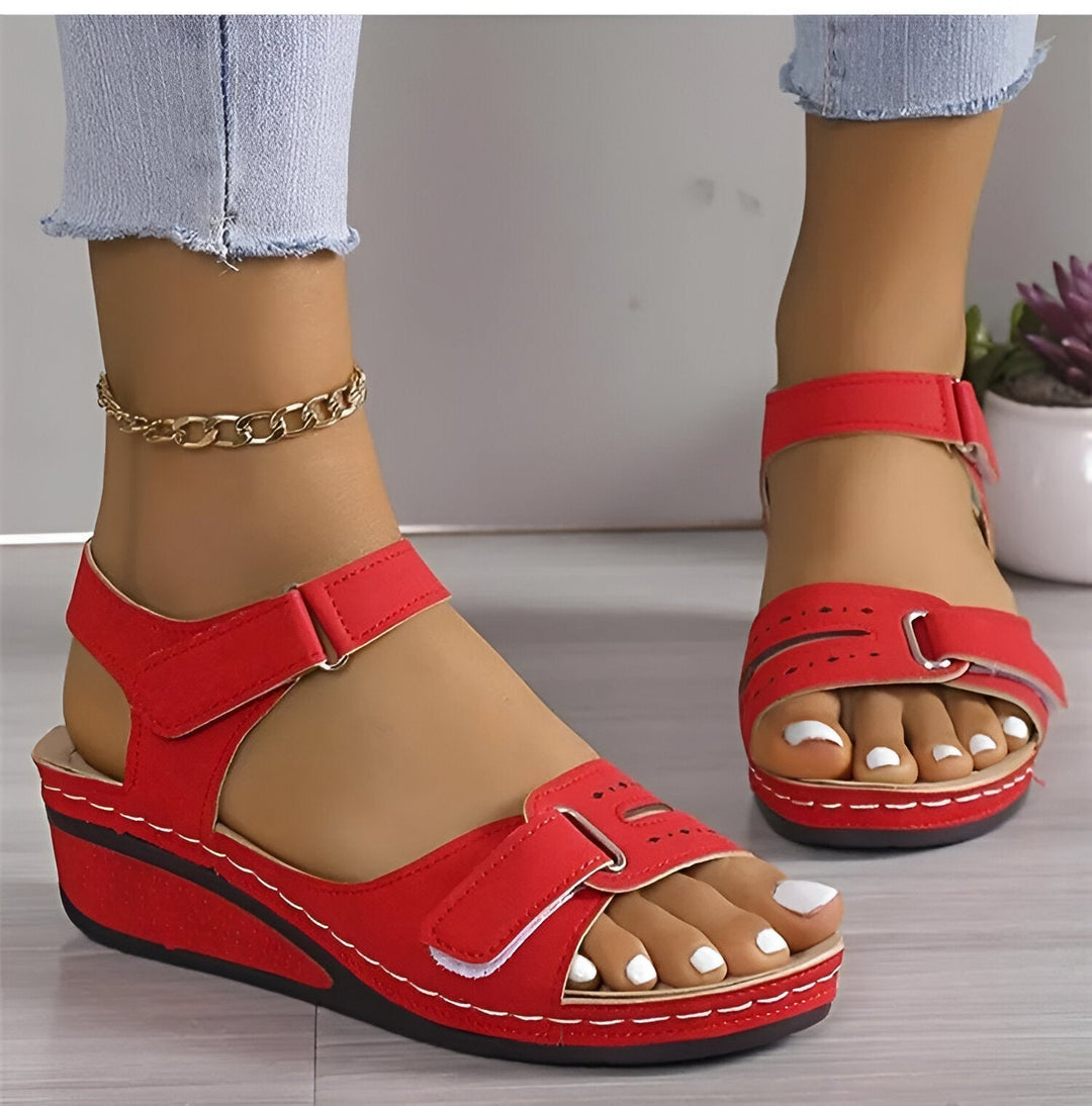 WEICHE ELEGANCE-KEILSANDALEN 5
