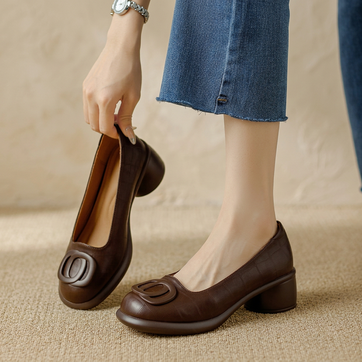 Damen Braune Geschlossene Lederschuhe Mit Blockabsätzen – Stilvolles Bequemes Schuhwerk