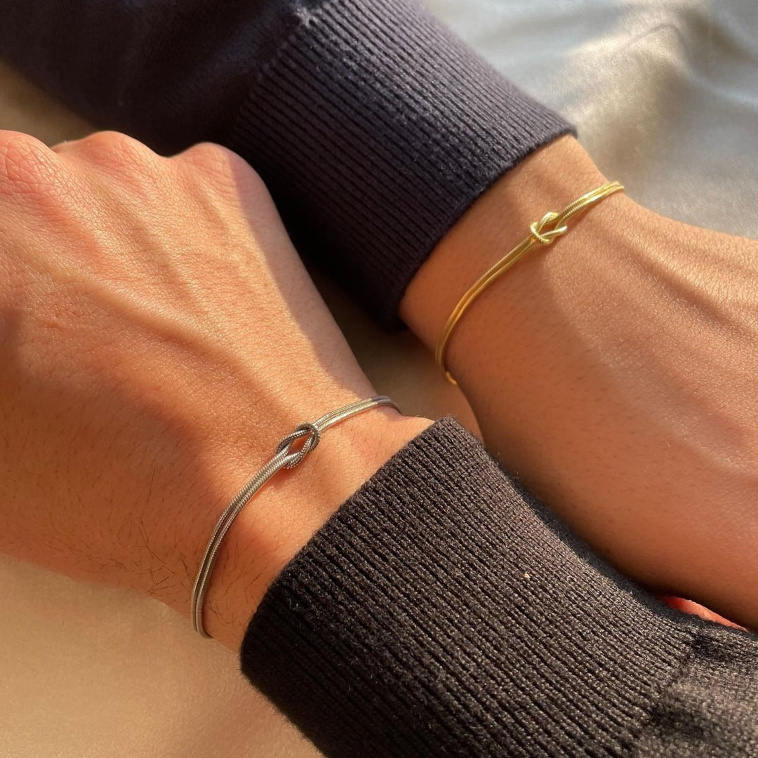 Damen Stilvolles Liebesknoten Armband In Elegantem Design – Zeitloser Schmuck